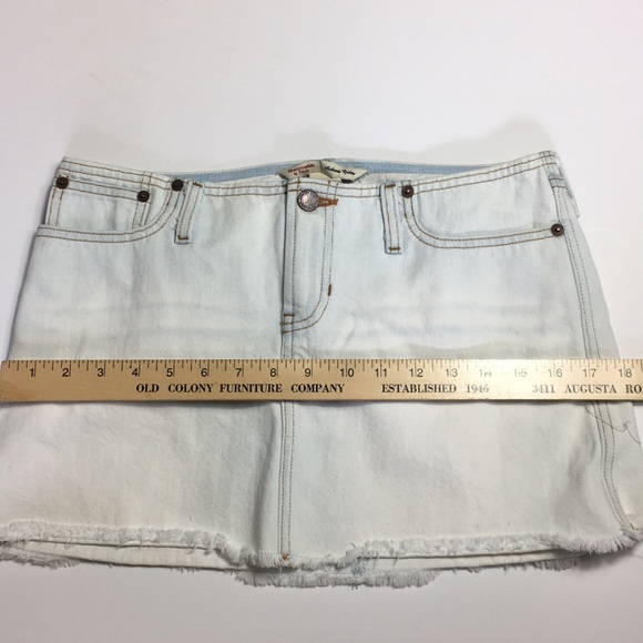 Vintage Coachella Abercrombie and Fitch mini Jean skirt size 2 mod retro - Picture 2 of 7